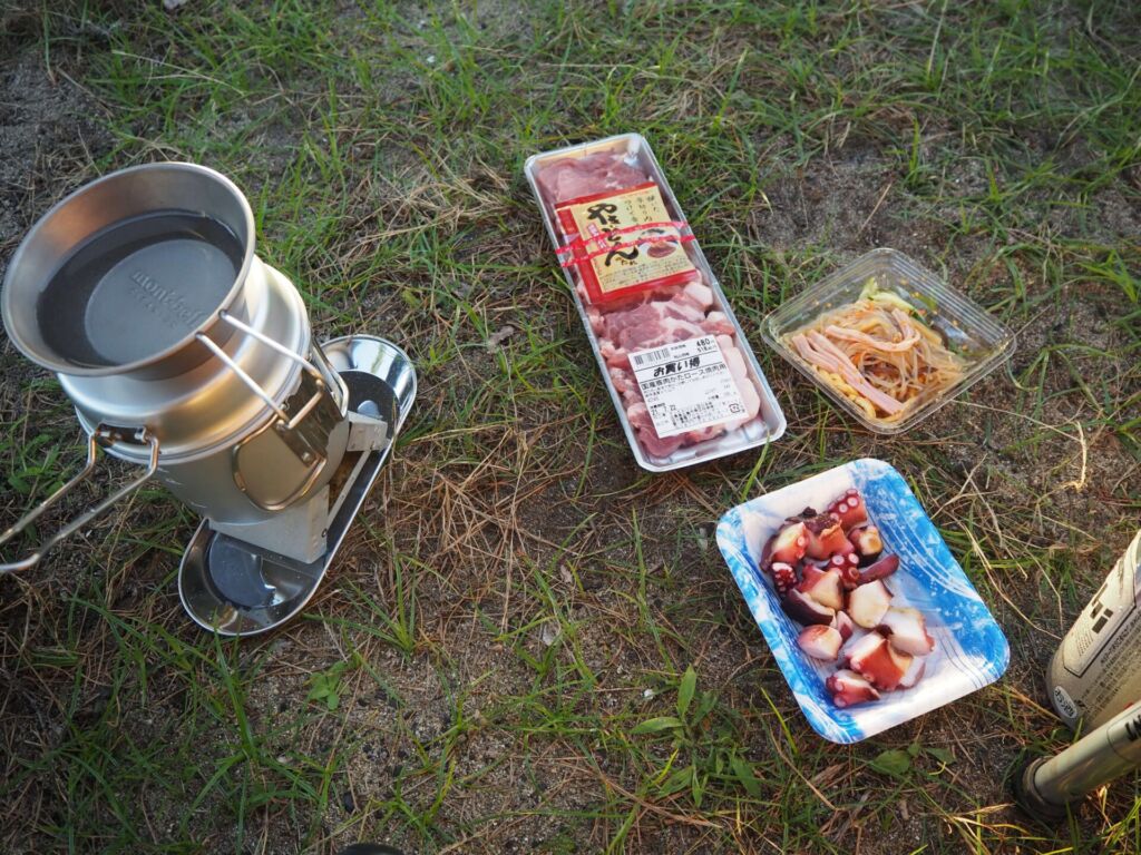 キャンプ　炊飯